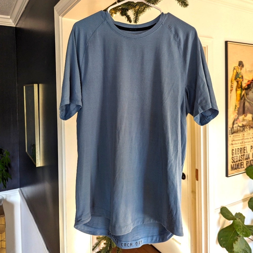 Lululemon License to Train Shirt, Large, Utility Blue